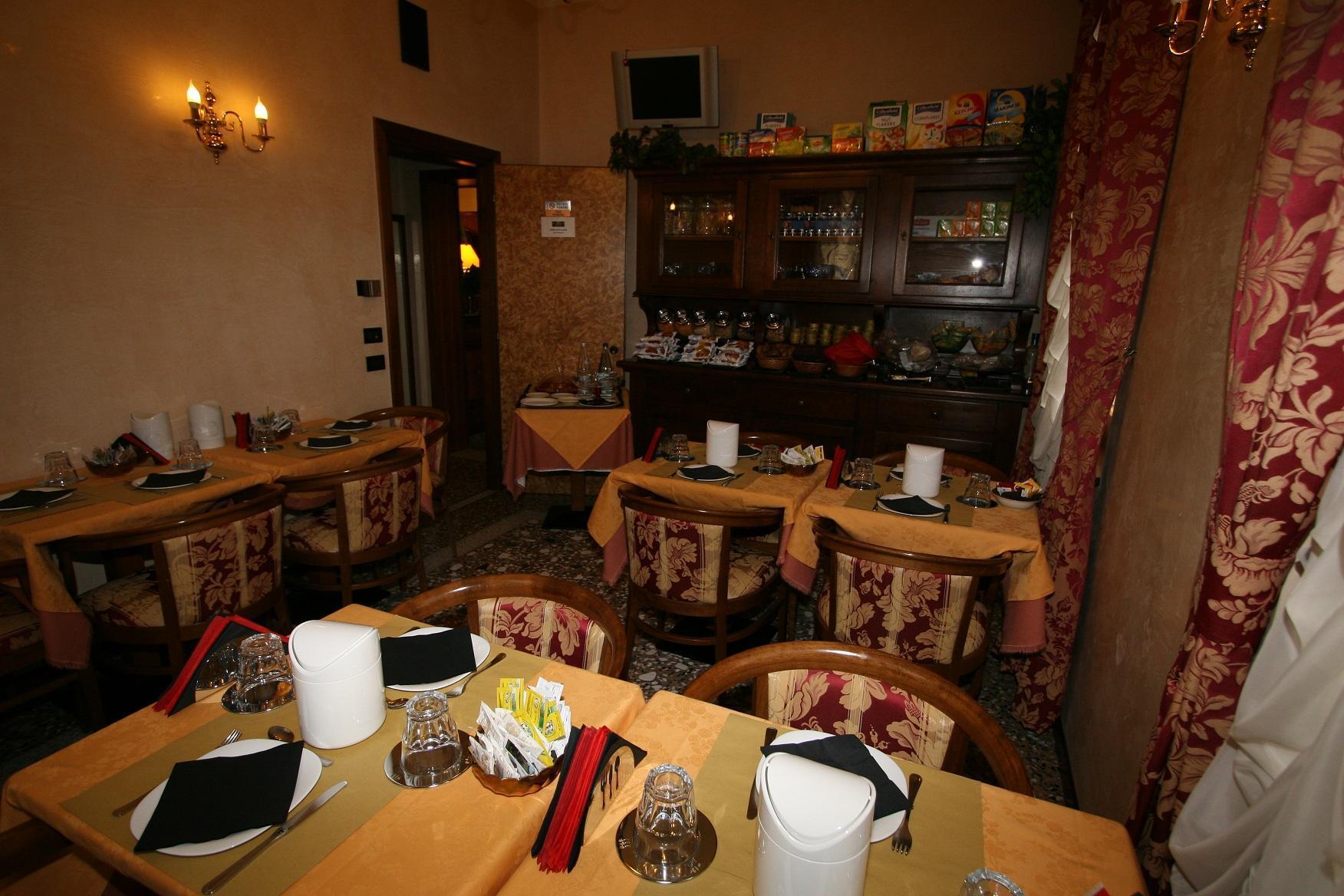 Albergo Ristorante Leon d'Oro Noventa di Piave Exterior foto